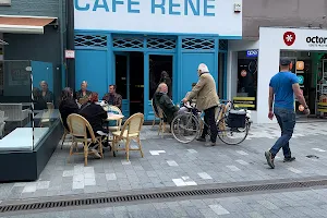 Café René image