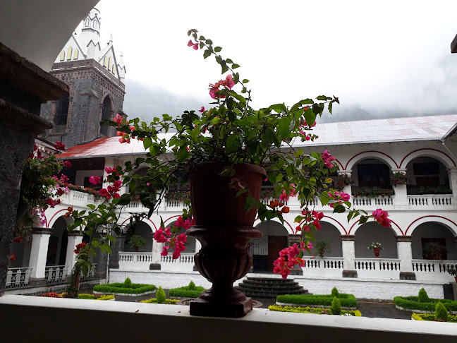 Iglesia Nuestra Señora del Cisne y de la Nube - Tena