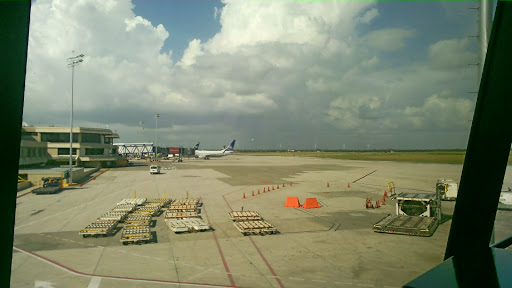 SDQ International Airport (Aeropuerto SDQ)