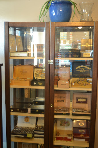 Tobacco Shop «J&M Tobacco and Vape», reviews and photos, 806 E Yelm Ave, Yelm, WA 98597, USA