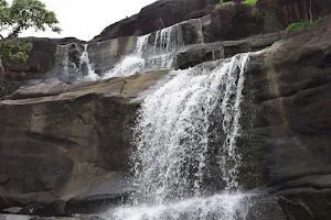 Mahadev Paani Waterfalls image