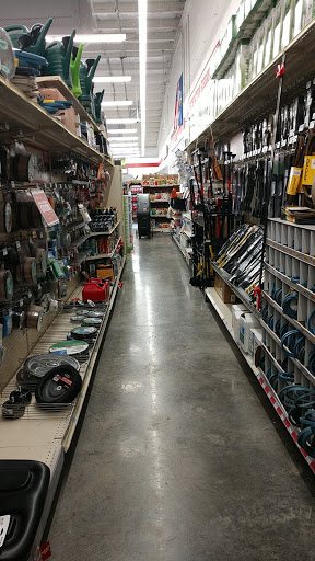 Home Improvement Store «Tractor Supply Co.», reviews and photos, 3827 W Park Ave, Gray, LA 70359, USA