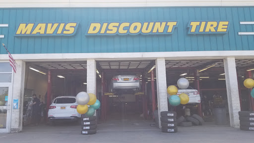 Tire Shop «Mavis Discount Tire», reviews and photos, 231 Elmira Rd, Ithaca, NY 14850, USA