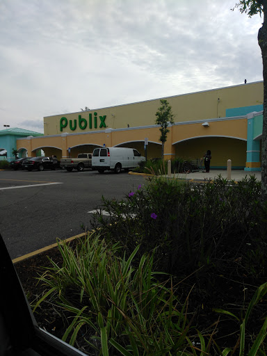 Supermarket «Publix Super Market at Gateway Shopping Center», reviews and photos, 5210 Norwood Ave, Jacksonville, FL 32208, USA