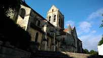 Église Notre-Dame-de-l'Assomption d'Auvers-sur-Oise du Restaurant français Le Chemin des Peintres à Auvers-sur-Oise - n°1