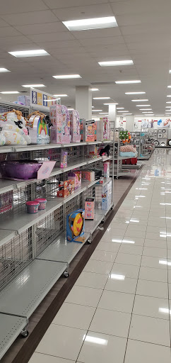 Clothing Store «Burlington Coat Factory», reviews and photos, 275 Main St #4, White Plains, NY 10601, USA