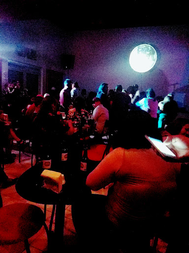 El Club Bar