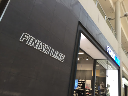 Shoe Store «Finish Line», reviews and photos, 1819 Montebello Town Center #13, Montebello, CA 90640, USA