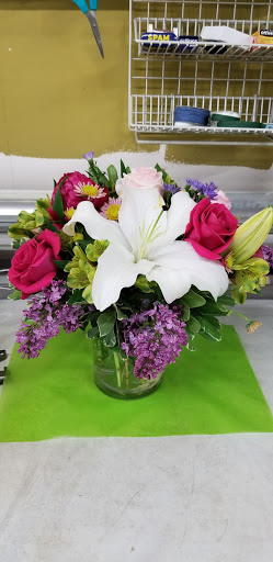 Florist «Chestnut Florist», reviews and photos, 547 Chestnut St, Winnetka, IL 60093, USA