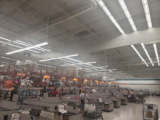 Supermarket «WinCo Foods», reviews and photos, 2060 E 20th St, Chico, CA 95928, USA