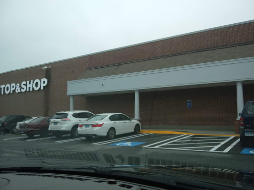 Grocery Store «Stop & Shop», reviews and photos, 10 Pitkin Rd, Vernon, CT 06066, USA
