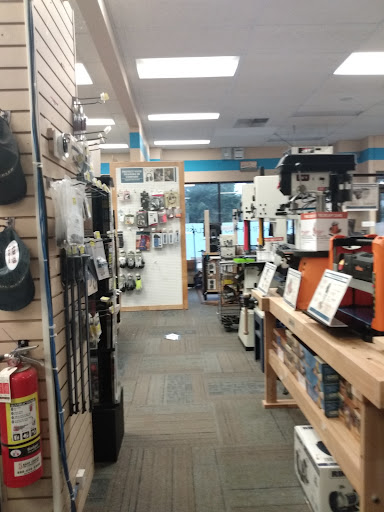 Woodworking Supply Store «Rockler Woodworking and Hardware - Cambridge», reviews and photos, 2154 Massachusetts Ave, Cambridge, MA 02140, USA