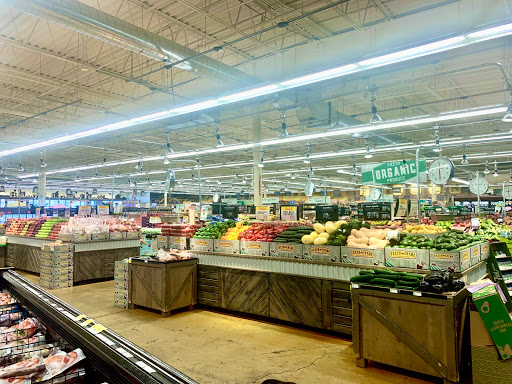 Grocery Store «Fresh Thyme Farmers Market- Naperville», reviews and photos, 790 Royal St George Dr, Naperville, IL 60563, USA