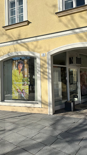 Frisiersalon Haar & Mehr In Laxenburg