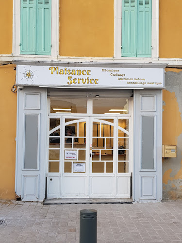 Magasin d'équipements et accessoires nautiques Plaisance service La Ciotat