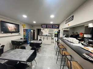 Photo n°8 de SNACK DE L'İSLE à L'Isle-sur-le-Doubs ()