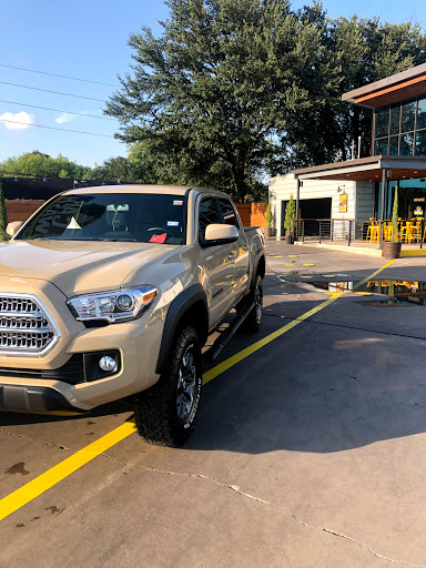 Car Wash «Diamond Car Wash», reviews and photos, 11722 Veterans Memorial Dr, Houston, TX 77067, USA