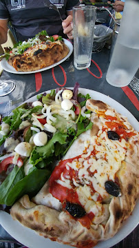 Pizza du Pizzeria La Cucina Di Tony à Saint-Gilles - n°5