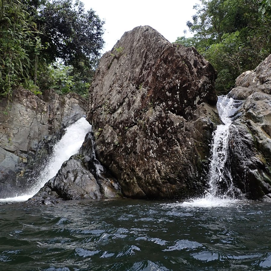 Las Tinajas Falls