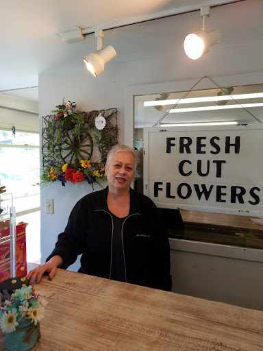 Florist «Maple Avenue Flowers», reviews and photos, 403 N Maple Ave, Warsaw, IN 46580, USA