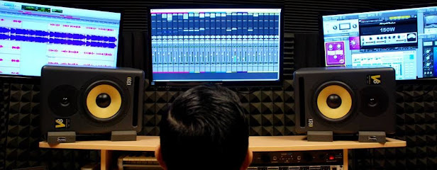 I M I SOUNDSCAPES LLC Recording Studio