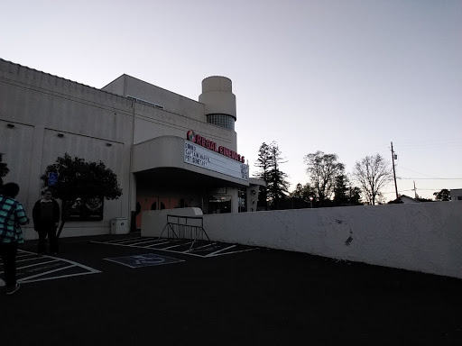 Movie Theater «Regal Cinemas Ukiah 6», reviews and photos, 612 S State St, Ukiah, CA 95482, USA