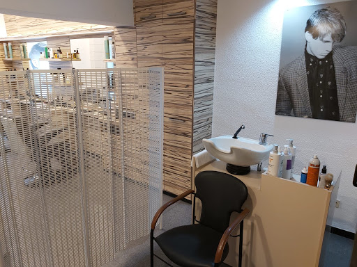 Styl Perruqueria Home Nen en Olot, Girona