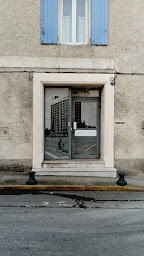 Photo n°1 de Confection et pose de signalétique d'entreprise et Adhésifs décoratifs - Creart-Desif à Morières-lès-Avignon ()