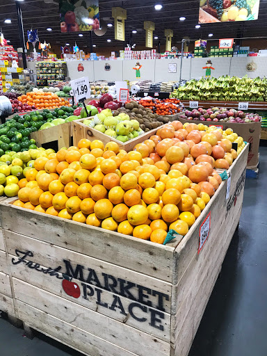 Grocery Store «Fresh Market Place», reviews and photos, 2600 N Central Ave, Chicago, IL 60639, USA