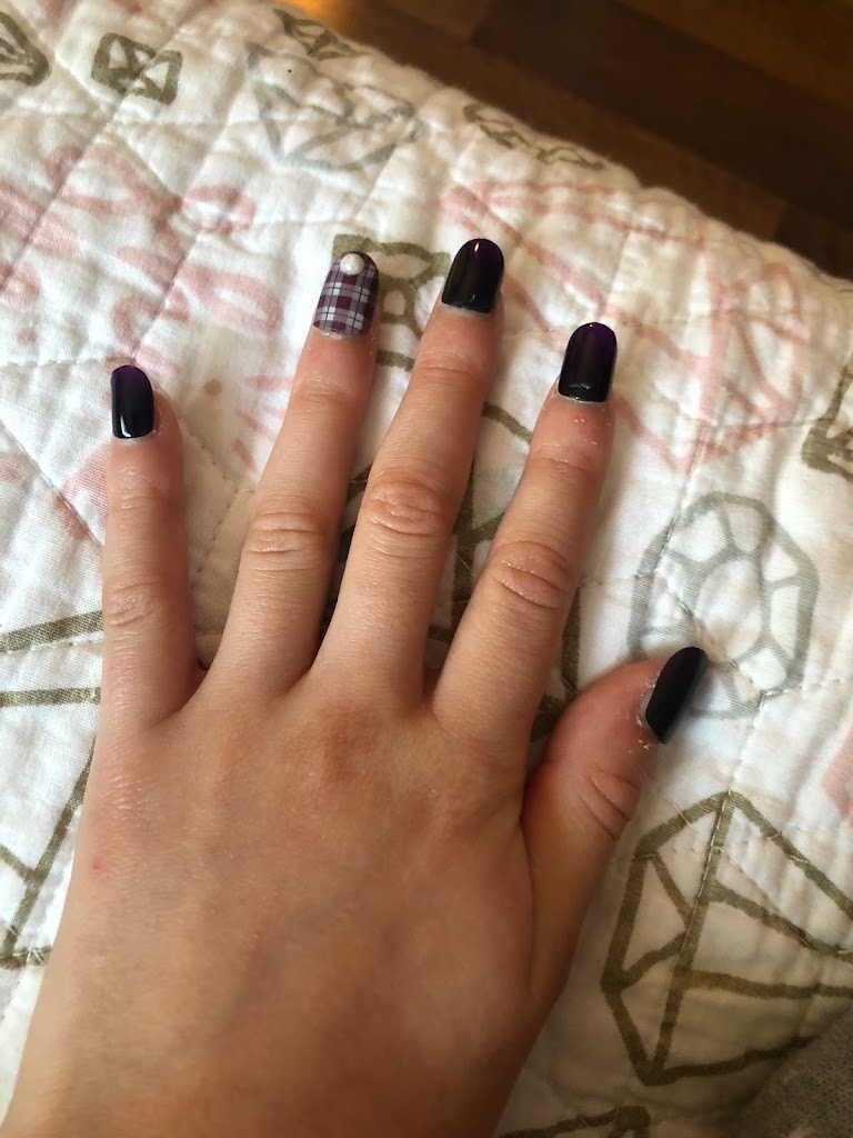 T K Nails 91302
