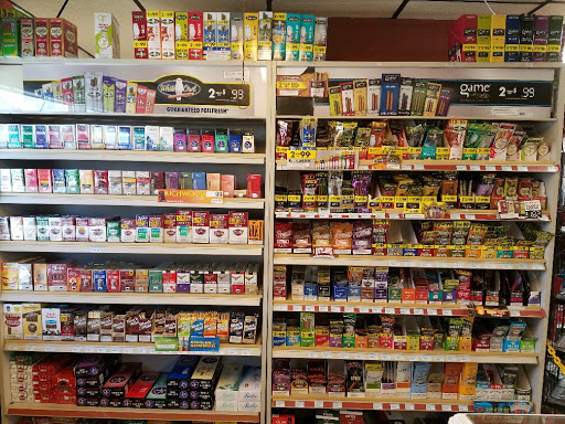 Tobacco Shop «Smoker Friendly Discount Tobacco #22», reviews and photos, 620 E Springhill Dr, Terre Haute, IN 47802, USA