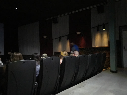 Movie Theater «M-89 Cinema», reviews and photos, 392 Cross Oaks Dr, Plainwell, MI 49080, USA