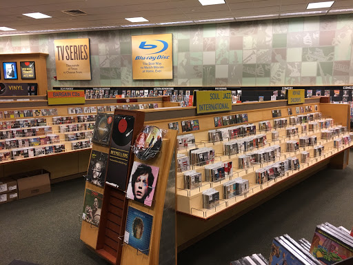 Book Store «Barnes & Noble», reviews and photos, 55 Parsonage Rd, Edison, NJ 08837, USA