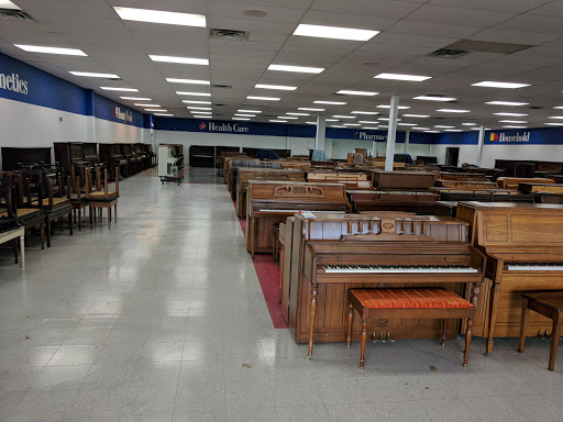 Shopping Mall «Sun Ray Shopping Center», reviews and photos, 2089 Old Hudson Rd, St Paul, MN 55119, USA