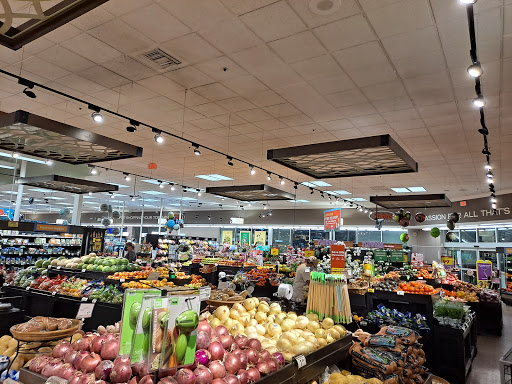 Grocery Store «Ralphs Fresh Fare», reviews and photos, 21909 Ventura Blvd, Woodland Hills, CA 91364, USA