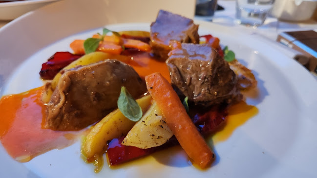 Opinii despre Castello Restaurant în Πάργα - Εστιατόριο