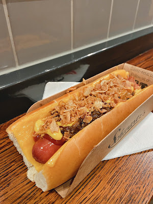 Schwartz Hot Dog à Paris