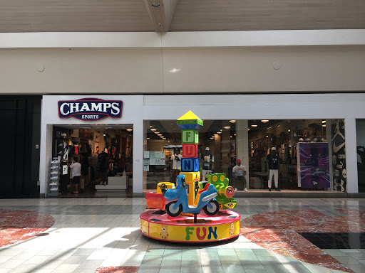 Shoe Store «Champs Sports», reviews and photos, 9585 SW Washington Square Rd, Tigard, OR 97223, USA