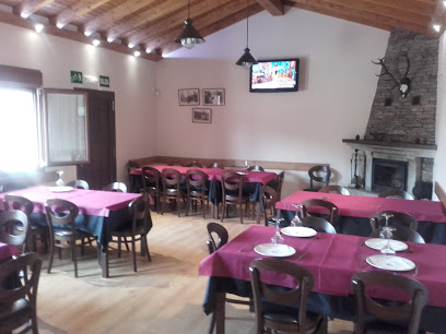 Restaurante A Casa do Cura - C. Tolaco, 18, 49572 Hermisende, Zamora, Spain