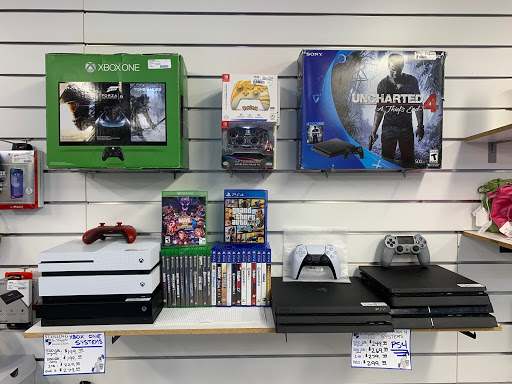 Pawn Shop «Sterling & Knight Jewelry & Pawn», reviews and photos, 295 S Schmidt Rd, Bolingbrook, IL 60440, USA