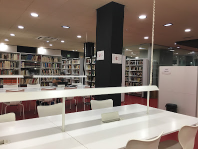 Biblioteca Municipal - Udal Liburutegia Calle de José Rufino Olaso, 46, 48510 Valle de Trápaga-Trapagaran, Biscay, España