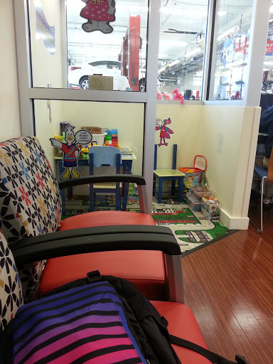 Travel Agency «AAA Vernon Hills Car Care Plus», reviews and photos