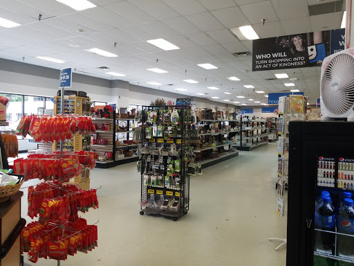 Thrift Store «Goodwill Aurora - E. Iliff», reviews and photos, 15509 E Iliff Ave, Aurora, CO 80013, USA