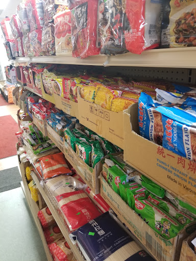 Asian Grocery Store «中西 Chinese American Mini Market», reviews and photos, 834 Park Ave, Cranston, RI 02910, USA