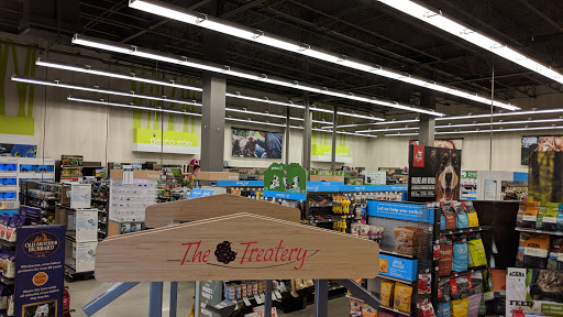 Pet Supply Store «Petco Animal Supplies», reviews and photos, 693 Middletown Warwick Rd, Middletown, DE 19709, USA