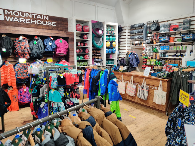 Reviews of Mountain Warehouse in Edinburgh - Sporting goods store