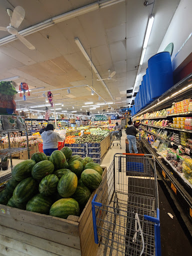 Supermarket «Fine Fare Supermarket», reviews and photos, 126 Clarke St, Brentwood, NY 11717, USA