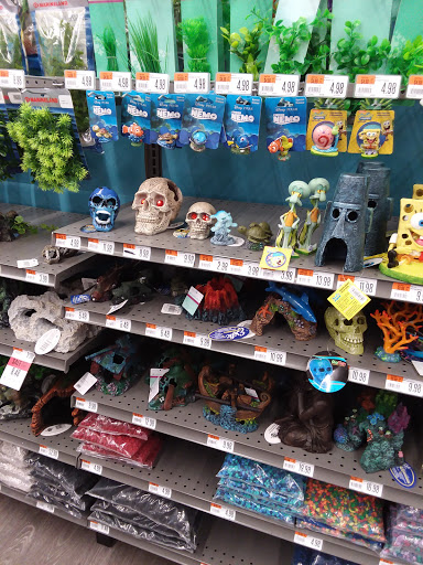 Pet Supply Store «Pet Supplies Plus», reviews and photos, 13360 W 87th St Pkwy, Lenexa, KS 66215, USA