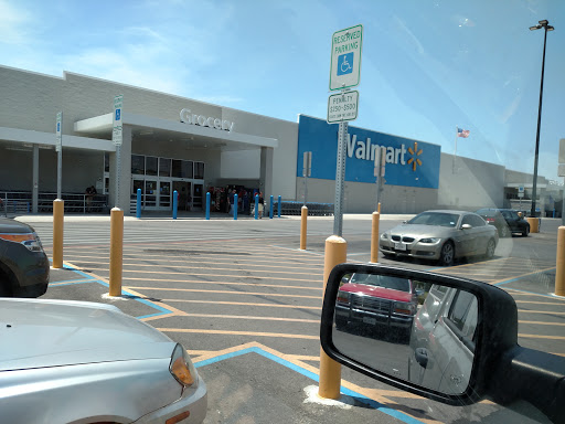 Discount Store «Walmart», reviews and photos, 510 Kitty Hawk Rd, Universal City, TX 78148, USA