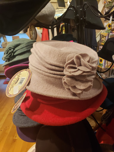 Gift Shop «Gate House Gift Shop», reviews and photos, Biltmore Estate Dr, Asheville, NC 28803, USA